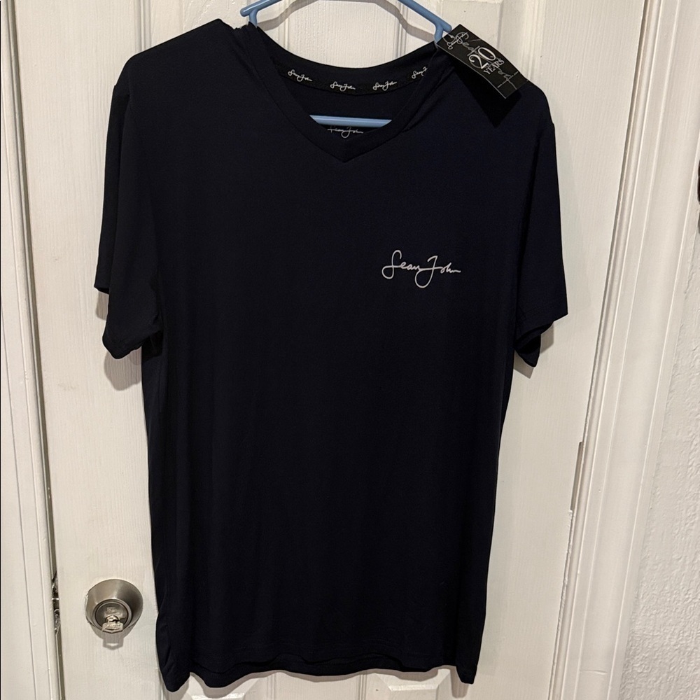 Sean John Men's Dark Blue V-Neck T-Shirt